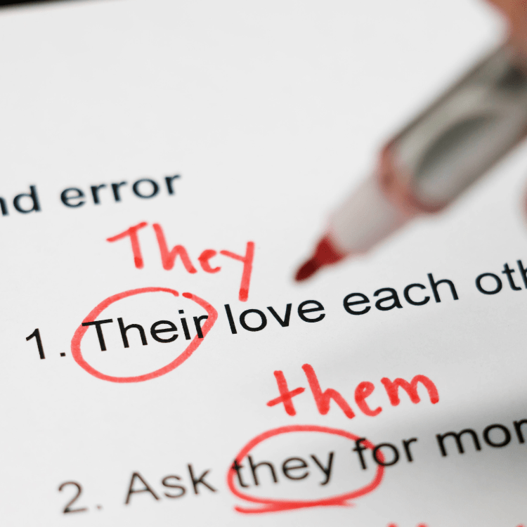 alt="italian-proofreading-editing-reviewing-QA-services"