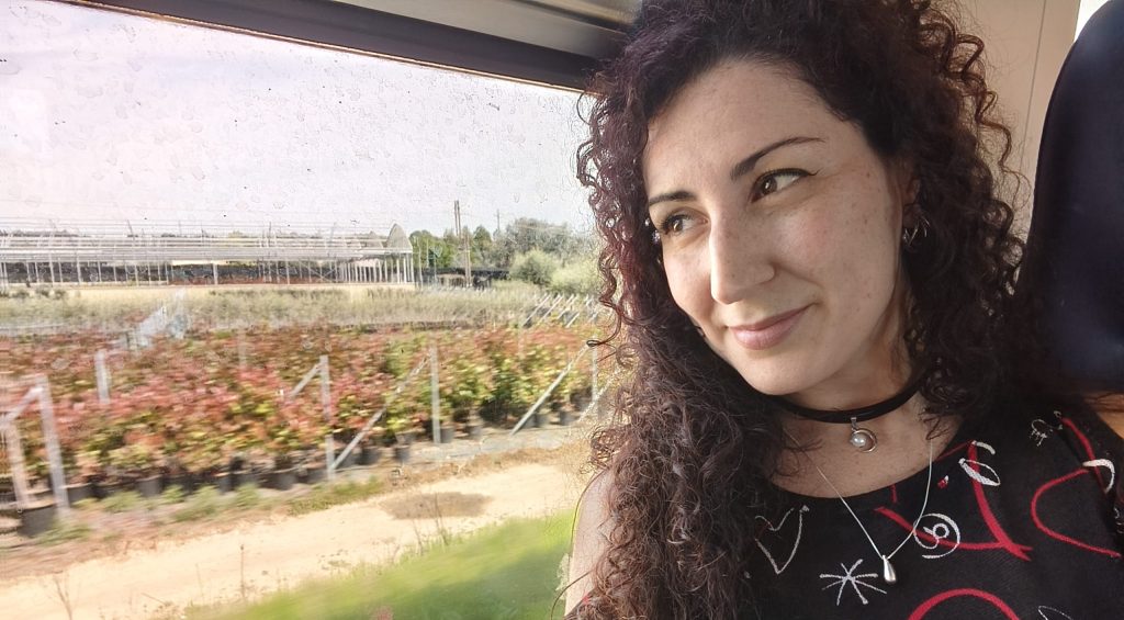 alt="cristina-chitano-italian-freelance-linguist-translator-copywriter-game-localization"